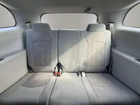 Used 2015 Buick Enclave Convenience FWD image 19