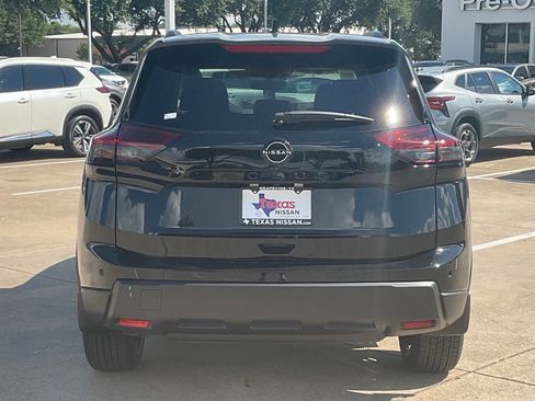 New 2026 Nissan Rogue Dark Armor FWD image 5