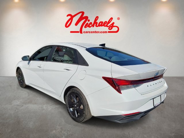Used 2023 Hyundai Elantra SEL FWD image 4