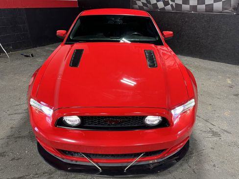 Used 2013 Ford Mustang GT Premium w/ Comfort Pkg image 9