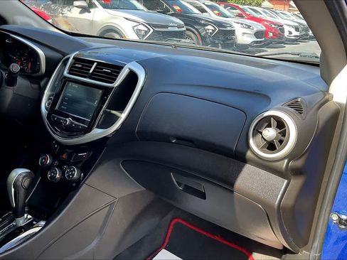 Used 2017 Chevrolet Sonic LT w/ Fun and Sun Package image 15