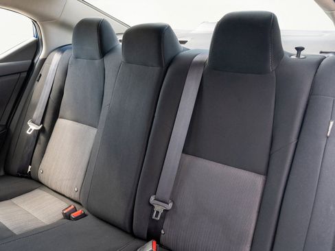 Used 2023 Nissan Sentra SV image 32