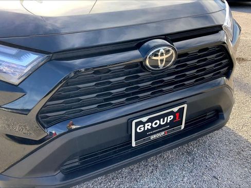 Used 2024 Toyota RAV4 XLE image 29