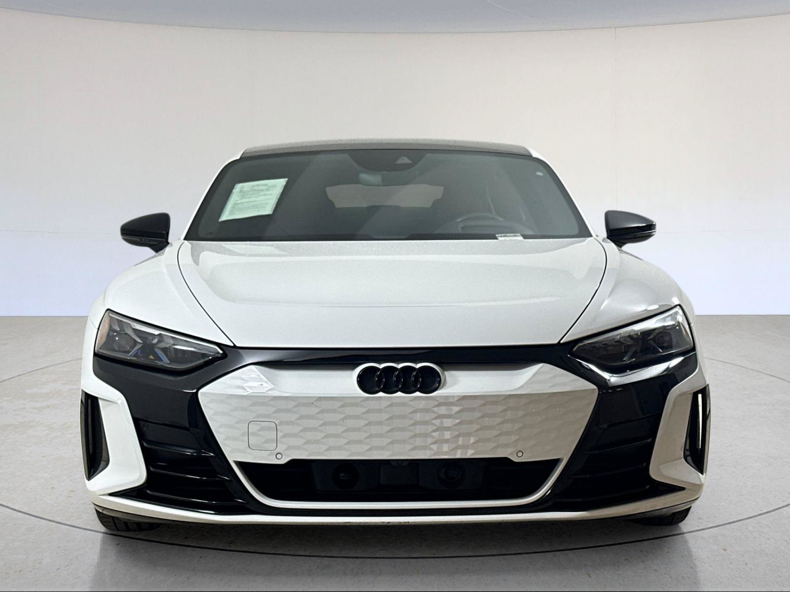Used 2023 Audi RS e-tron GT w/ Carbon Performance Package AWD/4WD image 9
