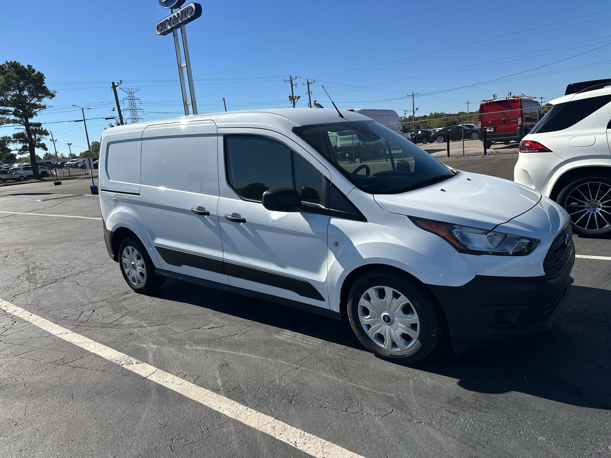 Used 2023 Ford Transit Connect XL FWD image 2