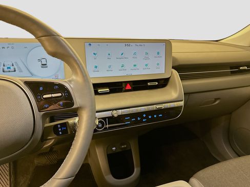 Used 2024 Hyundai Ioniq 5 SEL image 26