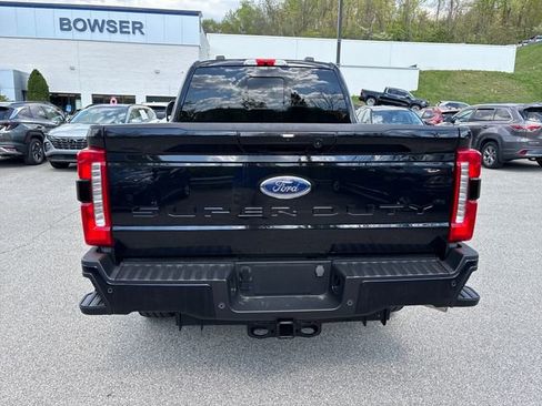 Used 2024 Ford F250 Lariat w/ Sport Appearance Package AWD/4WD image 4