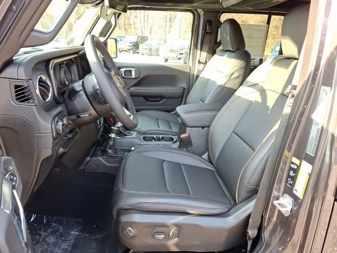 New 2026 Jeep Wrangler Sahara image 9