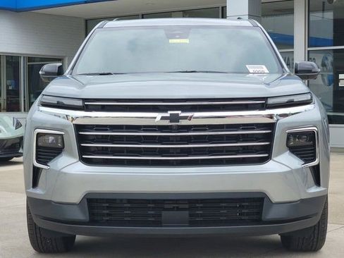 New 2026 Chevrolet Traverse LT w/ Sun and Wheel Package image 9