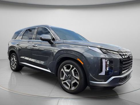 Used 2025 Hyundai Palisade SEL FWD image 8