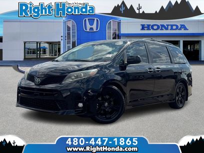 Used 2020 Toyota Sienna SE