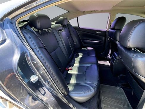 Used 2012 Nissan Maxima 3.5 SV FWD image 18