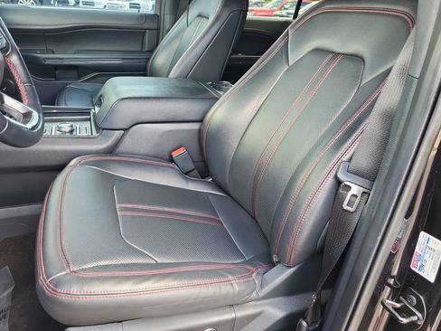 Used 2022 Ford Expedition Max Limited AWD/4WD image 13