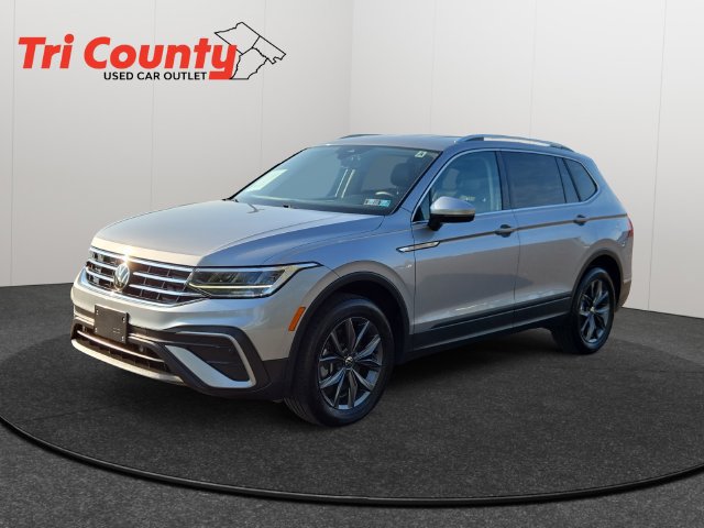 Used 2022 Volkswagen Tiguan SE AWD/4WD image 3