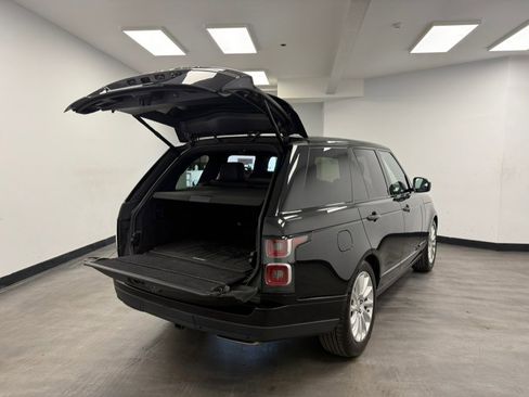 Used 2019 Land Rover Range Rover image 28