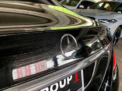 Used 2017 Mercedes-Benz S 550 Sedan image 30