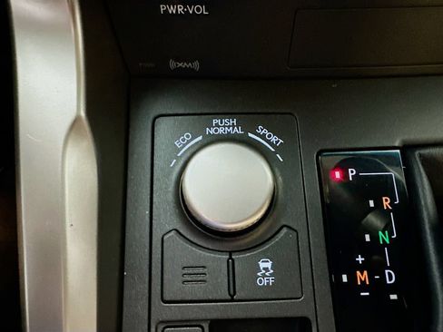 Used 2017 Lexus NX 200t FWD w/ Accessory Package 2 image 38