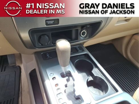 Used 2015 Nissan Armada Platinum RWD image 18