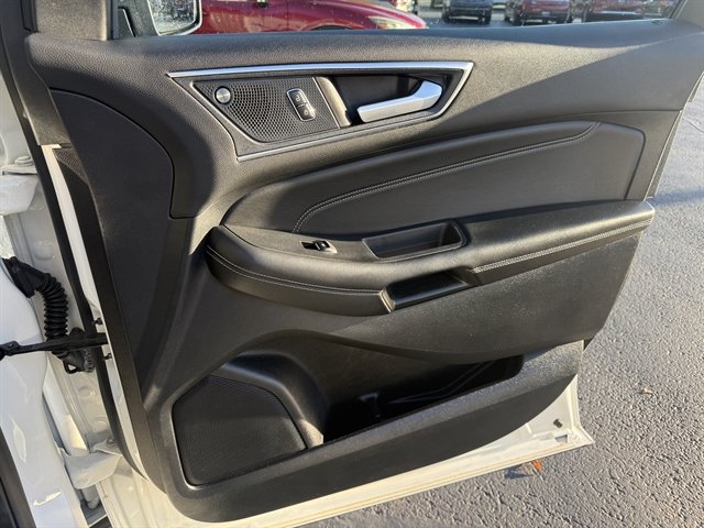 Used 2021 Ford Edge Titanium w/ Equipment Group 301A AWD/4WD image 50