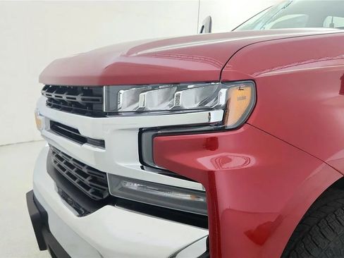 Used 2022 Chevrolet Silverado 1500 LT w/ Z71 Off-Road Package AWD/4WD image 35
