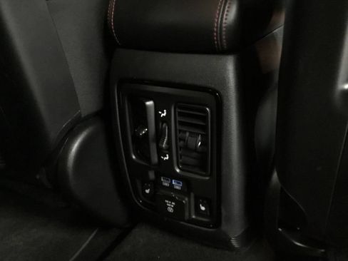 Used 2024 Dodge Durango R/T AWD/4WD image 20
