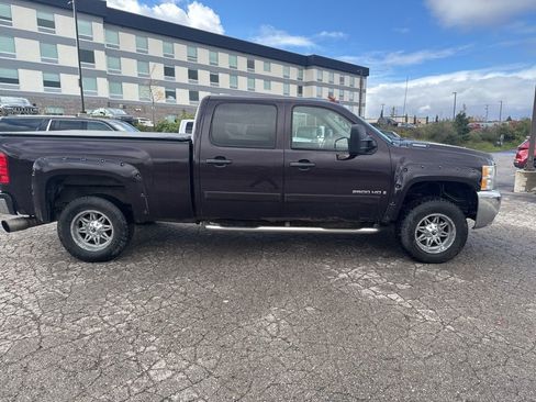 Used 2008 Chevrolet Silverado 2500 LT w/ 2LT Convenience Package image 13