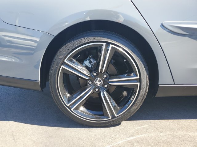 Certified 2025 Honda Accord Sport image 5