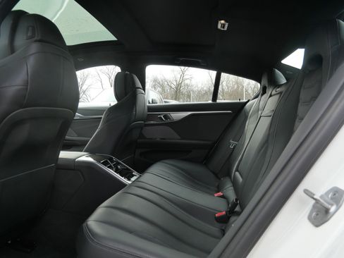 Used 2022 BMW M850i Gran Coupe xDrive image 16