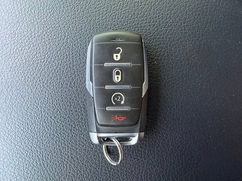 Used 2022 RAM 1500 Big Horn AWD/4WD image 26