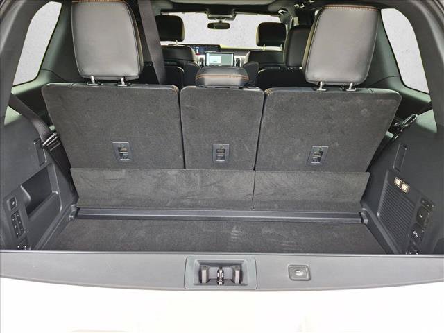 Used 2025 Ford Expedition Tremor AWD/4WD image 6