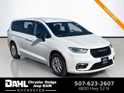 Certified 2025 Chrysler Pacifica Select