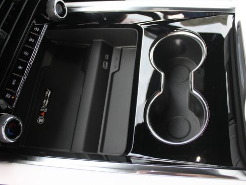 New 2026 Chevrolet Tahoe Premier image 42