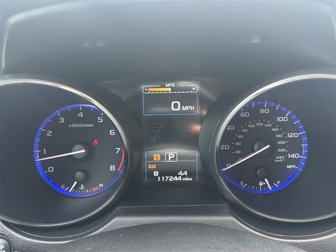 Used 2017 Subaru Outback 2.5i Limited AWD/4WD image 27