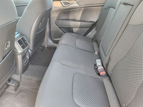 New 2026 Kia Sportage S image 18