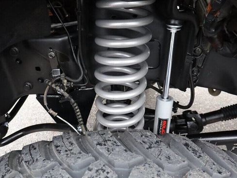 Used 2025 Ford F350 Platinum w/ FX4 Off-Road Package image 11