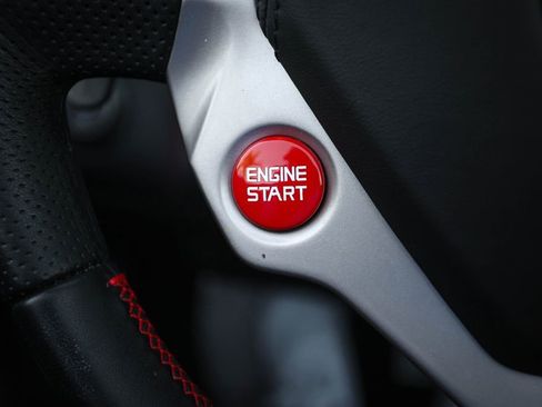 Certified 2013 Ferrari California RWD image 35
