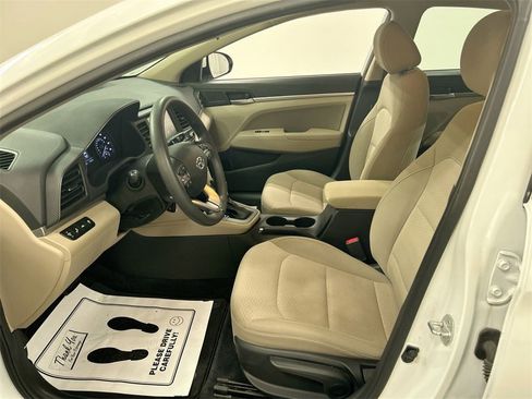 Used 2020 Hyundai Elantra SEL image 9