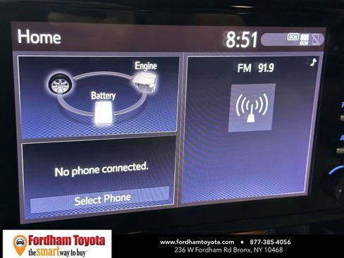 Certified 2024 Toyota Sienna LE FWD image 25