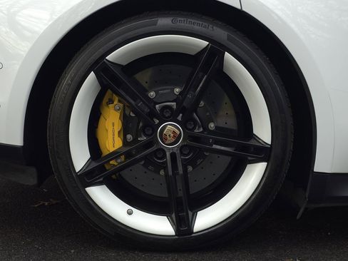 Used 2020 Porsche Taycan Turbo image 74