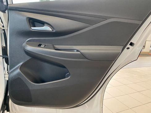 Used 2024 Buick Envista Preferred w/ Convenience I Package image 10