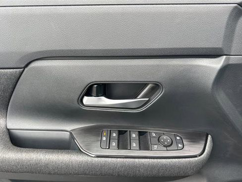 New 2026 Nissan Kicks SV image 11