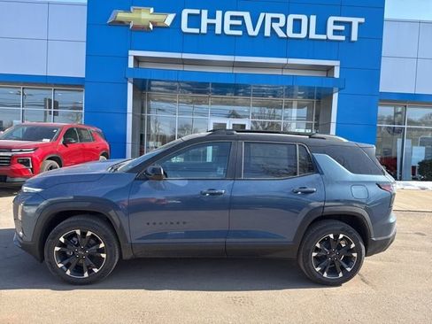 New 2026 Chevrolet Equinox RS w/ Convenience Package III AWD/4WD image 3