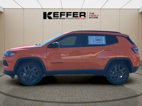 New 2026 Jeep Compass Latitude image 2