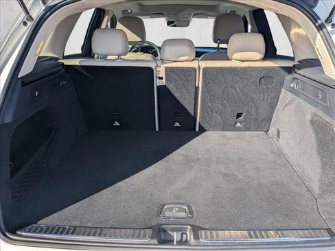 Used 2020 Mercedes-Benz GLC 300 4MATIC image 19