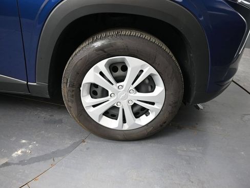 Used 2024 Chevrolet Trax LS FWD image 47