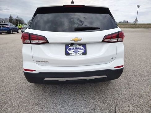 Used 2024 Chevrolet Equinox LT FWD image 4
