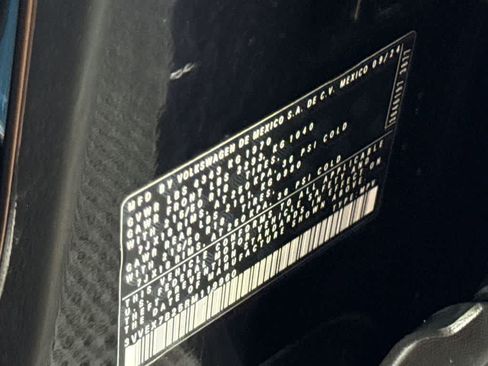 Certified 2024 Volkswagen Taos SE FWD image 29