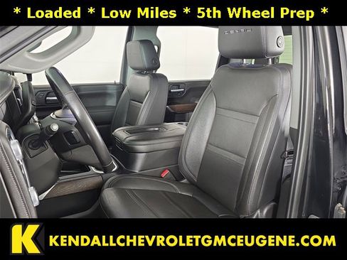 Used 2020 GMC Sierra 3500 Denali w/ Denali Ultimate Package image 21