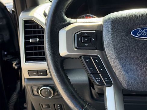 Used 2022 Ford F250 Lariat w/ Lariat Ultimate Package AWD/4WD image 15