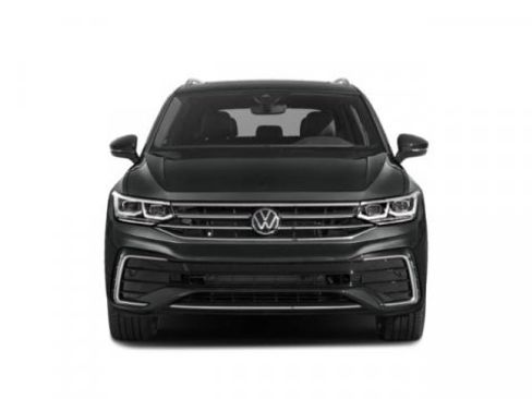 Used 2022 Volkswagen Tiguan SEL R-Line image 4